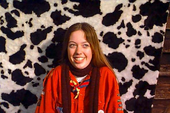 Adolfsen_Kyra_k.jpg (96041 bytes)